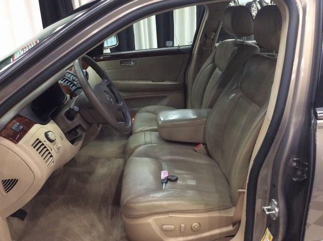 used 2006 Cadillac DTS car, priced at $9,999