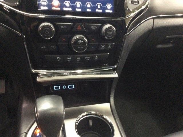 used 2022 Jeep Grand Cherokee WK car, priced at $29,999