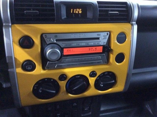 used 2007 Toyota FJ Cruiser car, priced at $15,999