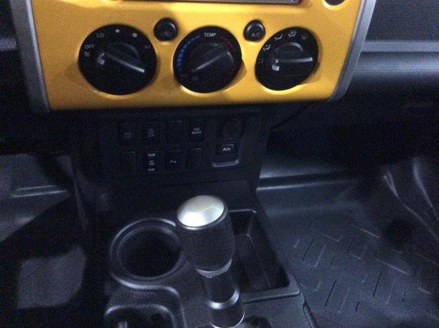 used 2007 Toyota FJ Cruiser car, priced at $15,999