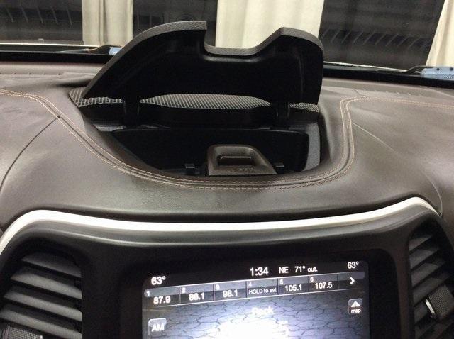 used 2016 Jeep Cherokee car, priced at $20,999