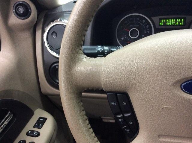 used 2005 Ford Expedition car, priced at $16,999