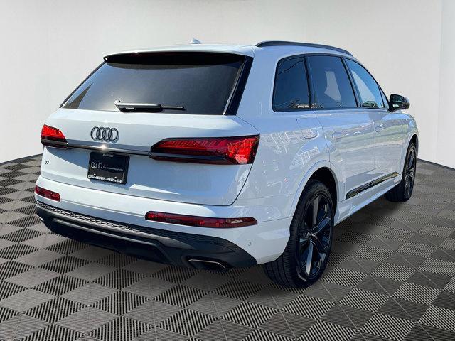 new 2025 Audi Q7 car, priced at $72,521