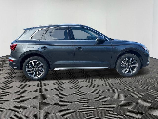 new 2025 Audi Q5 car, priced at $54,371