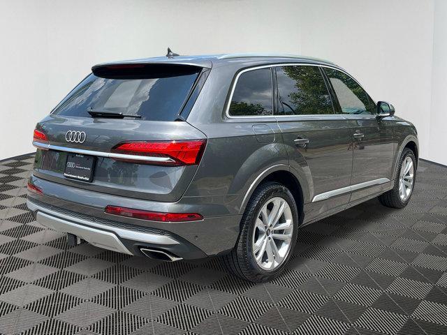 new 2025 Audi Q7 car, priced at $71,153