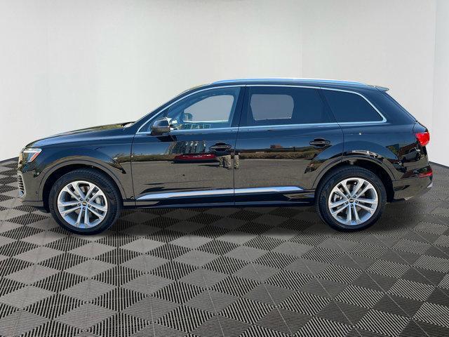 new 2025 Audi Q7 car, priced at $71,252