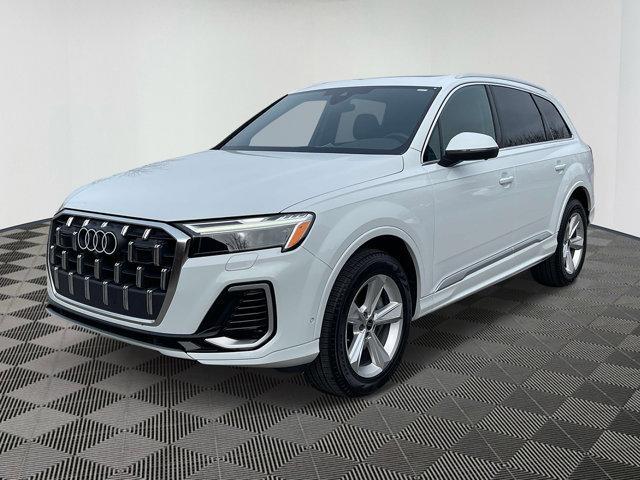 used 2025 Audi Q7 car, priced at $53,997