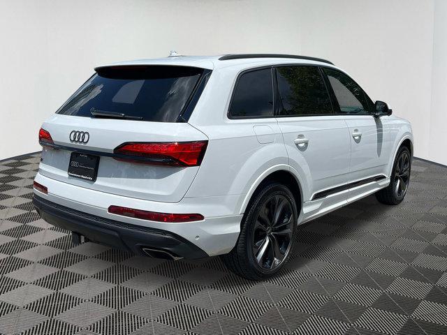 new 2025 Audi Q7 car, priced at $73,133