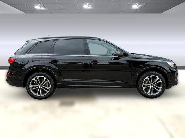 new 2026 Audi Q7 car, priced at $65,371