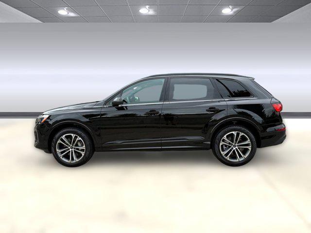 new 2026 Audi Q7 car, priced at $65,371