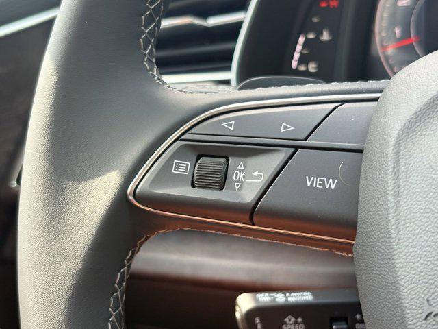 new 2025 Audi Q7 car, priced at $72,741