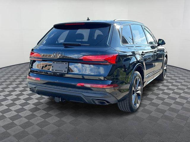 new 2025 Audi Q7 car, priced at $73,081