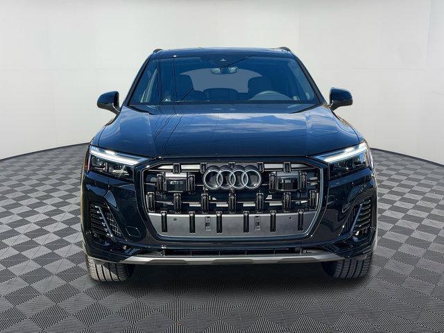 new 2025 Audi Q7 car, priced at $73,081