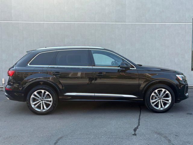 used 2025 Audi Q7 car, priced at $68,498