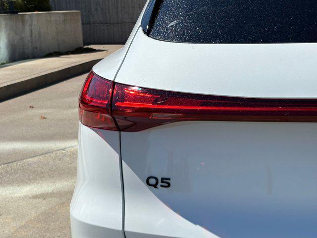 new 2025 Audi Q5 car, priced at $62,961
