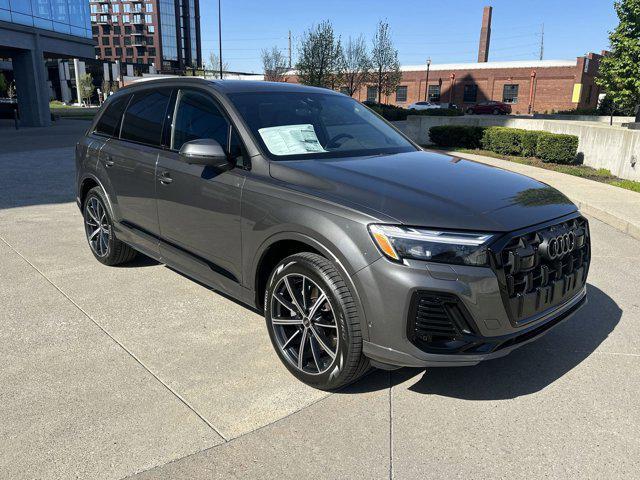 new 2025 Audi Q7 car, priced at $67,703