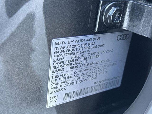 new 2025 Audi Q7 car, priced at $67,703