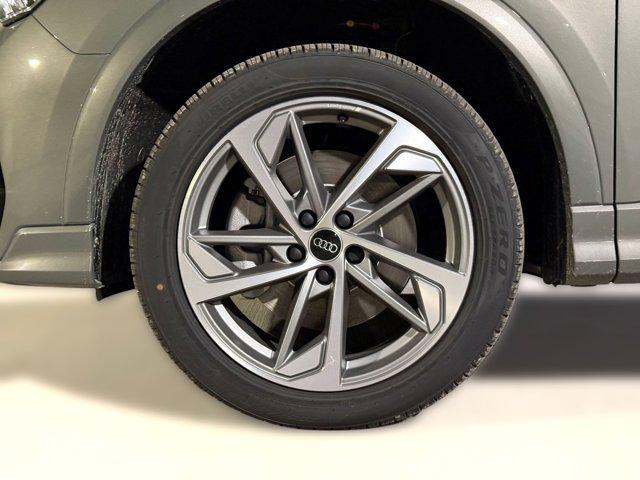 new 2025 Audi Q3 car, priced at $40,971
