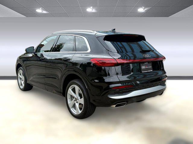 new 2025 Audi Q5 car, priced at $61,300