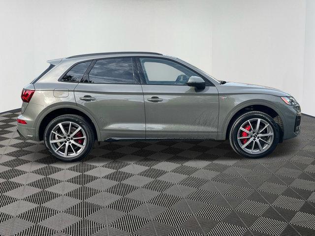 new 2025 Audi Q5 car, priced at $67,721