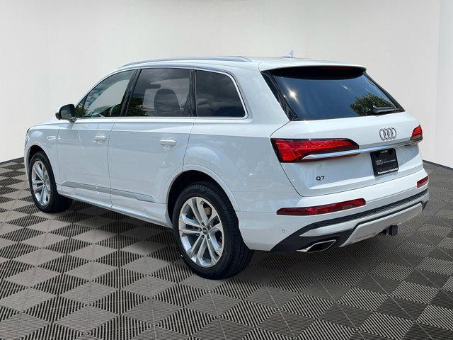 new 2025 Audi Q7 car, priced at $71,373