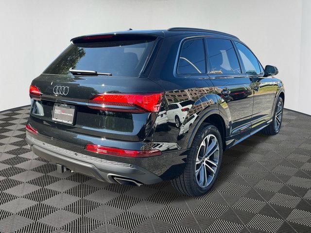 new 2025 Audi Q7 car, priced at $62,902