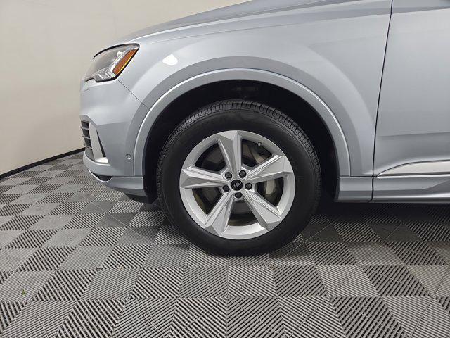 used 2024 Audi Q7 car, priced at $43,498