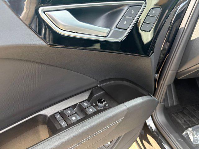 new 2025 Audi Q4 e-tron car, priced at $59,231
