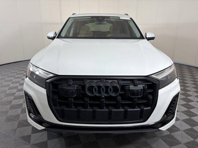 used 2025 Audi Q7 car, priced at $48,997