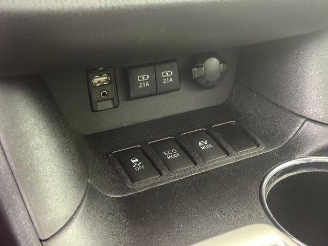 used 2018 Toyota Highlander Hybrid car, priced at $24,999