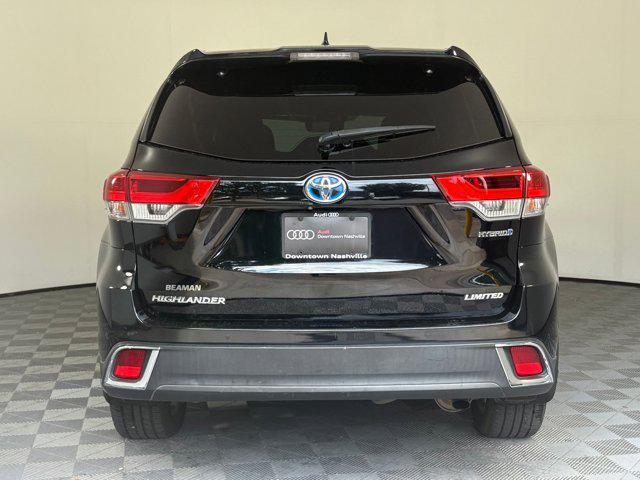 used 2018 Toyota Highlander Hybrid car, priced at $24,999