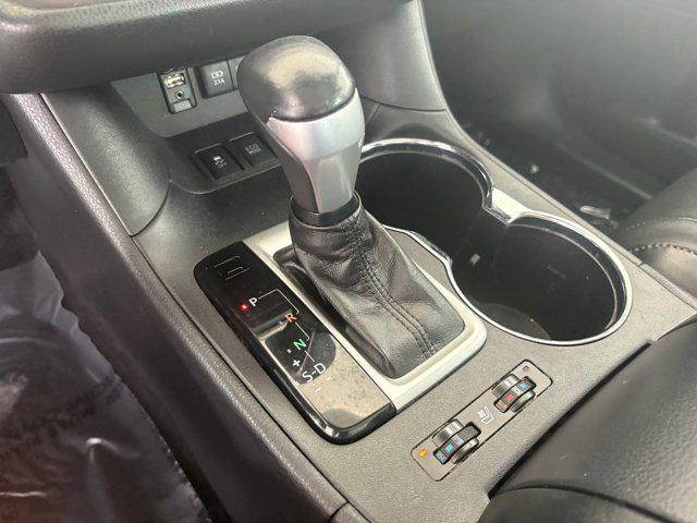 used 2018 Toyota Highlander Hybrid car, priced at $24,999