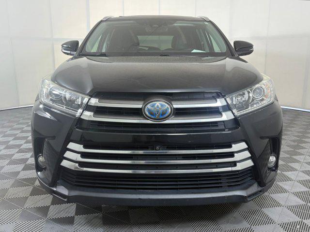 used 2018 Toyota Highlander Hybrid car, priced at $24,999