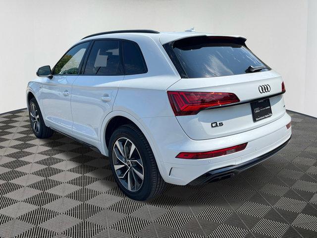 new 2024 Audi Q5 car, priced at $48,312