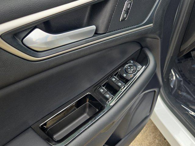 used 2020 Ford Edge car, priced at $15,999
