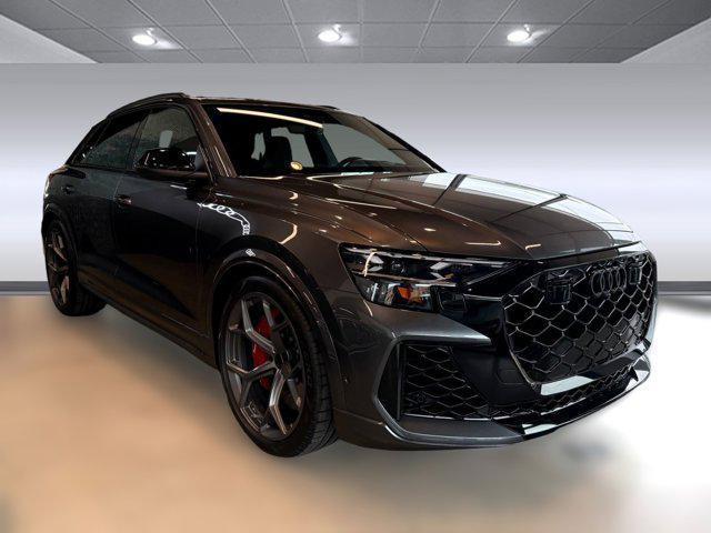 new 2026 Audi RS Q8 car, priced at $151,640
