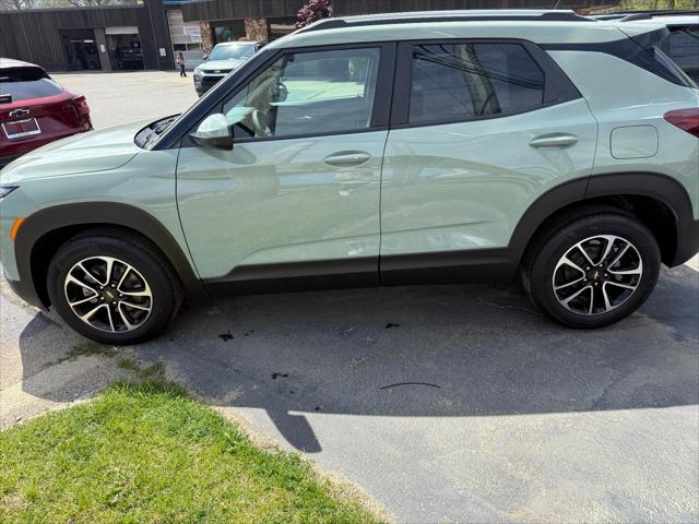 new 2025 Chevrolet TrailBlazer car, priced at $26,385