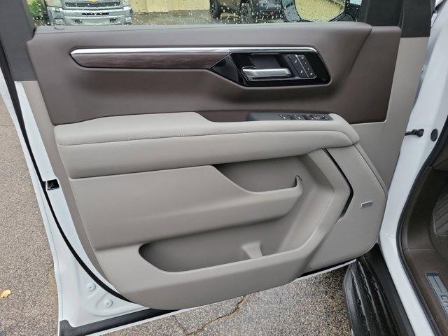 new 2026 Chevrolet Suburban car, priced at $75,310