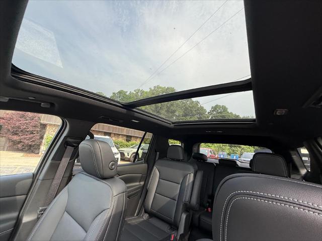 new 2025 Chevrolet Traverse car, priced at $46,195