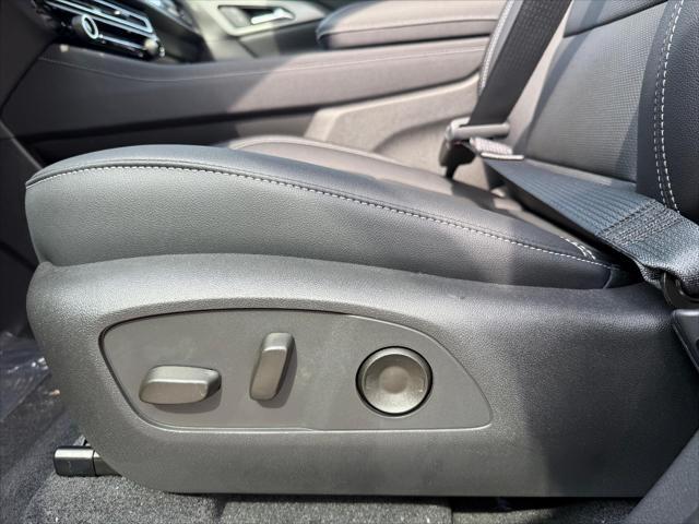 new 2025 Chevrolet Traverse car, priced at $46,195