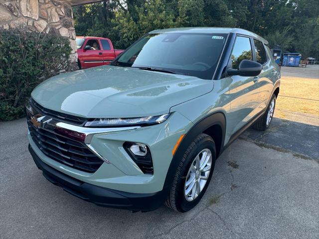 new 2025 Chevrolet TrailBlazer car, priced at $26,390