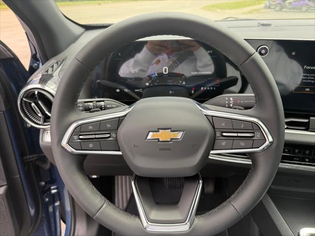 new 2026 Chevrolet Equinox car, priced at $31,995