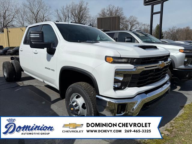 new 2025 Chevrolet Silverado 3500 car, priced at $59,580