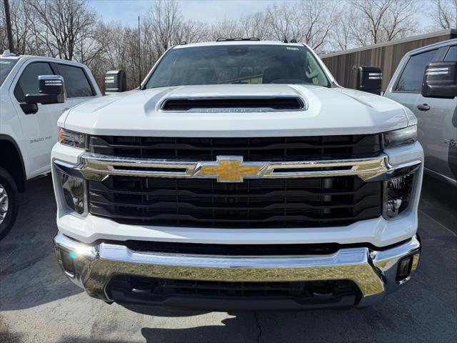 new 2025 Chevrolet Silverado 3500 car, priced at $59,580