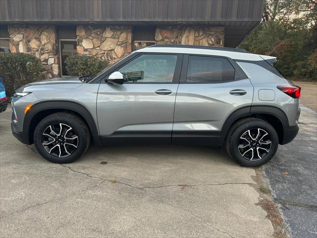 new 2025 Chevrolet TrailBlazer car, priced at $29,390