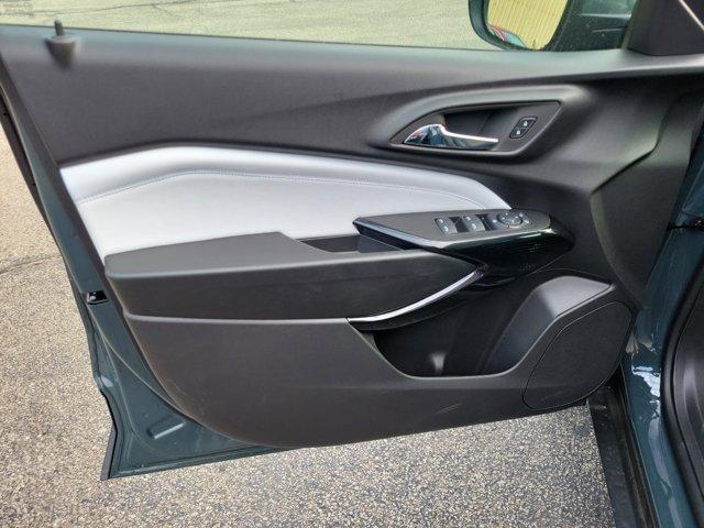 new 2025 Chevrolet Trax car, priced at $24,690