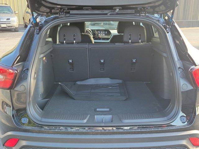 new 2025 Chevrolet Trax car, priced at $25,350
