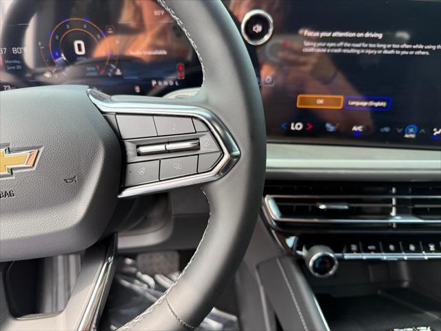 new 2025 Chevrolet Traverse car, priced at $42,695