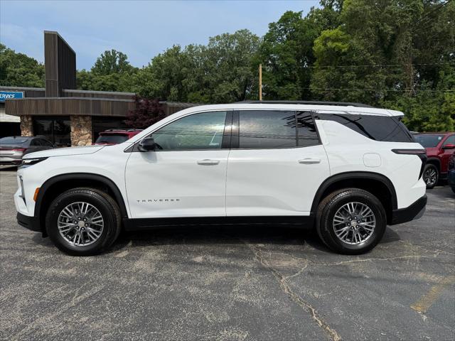 new 2025 Chevrolet Traverse car, priced at $42,695