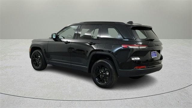 new 2025 Jeep Grand Cherokee car, priced at $40,704